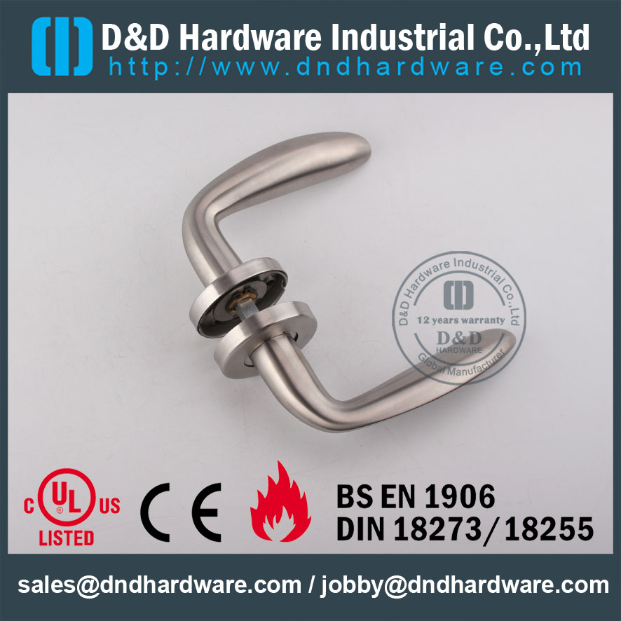 D & D Hardware-EN1906 SS304 Твердая дверная ручка DDSH019